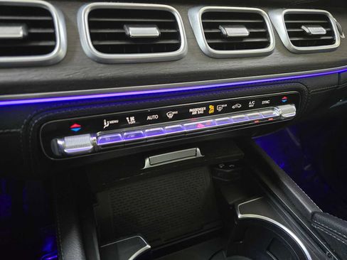 Used 2020 Mercedes-Benz GLE 350 4MATIC image 39