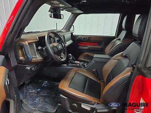 Used 2021 Ford Bronco Outer Banks AWD/4WD image 32