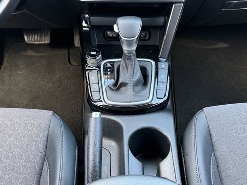 Used 2025 Kia Seltos S image 18