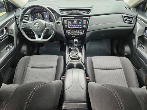 Used 2020 Nissan Rogue SV w/ Premium Package FWD image 19