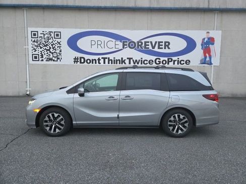 New 2026 Honda Odyssey EX-L image 2