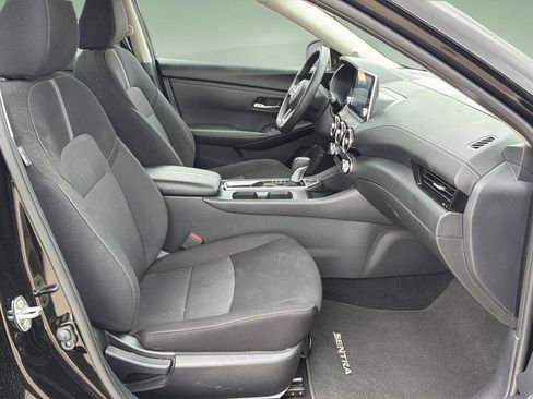 Certified 2025 Nissan Sentra SV FWD image 11
