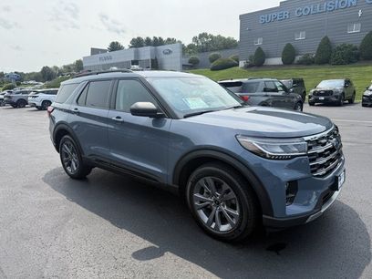 New 2026 Ford Explorer Active w/ Active Comfort Package