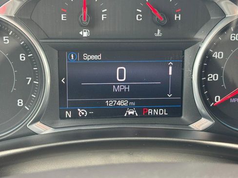 Used 2020 Chevrolet Equinox LT FWD image 18
