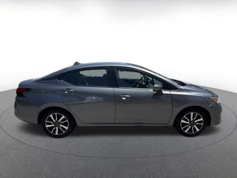 Used 2025 Nissan Versa SV FWD image 16