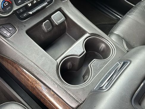 Used 2015 Chevrolet Tahoe LT image 21