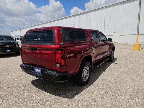 Used 2024 Chevrolet Colorado W/T AWD/4WD image 8
