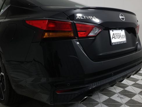 Used 2025 Nissan Altima 2.5 SR AWD/4WD image 39