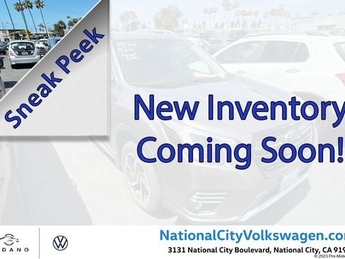 Used 2023 Subaru Forester Touring w/ Popular Package #2 image 1