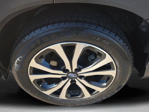 Used 2019 Subaru Forester Limited w/ Popular Package #3 image 37