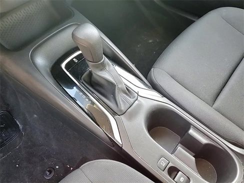 Used 2023 Toyota Corolla LE image 17