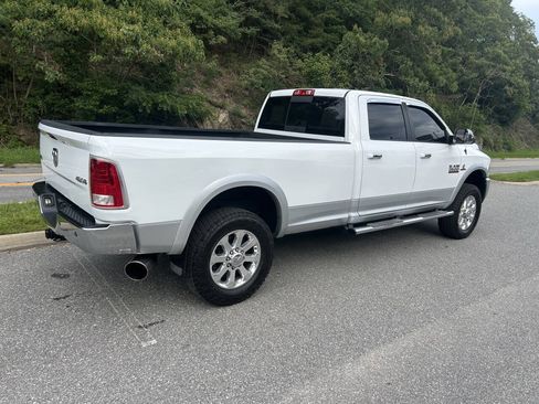 Used 2015 RAM 2500 Laramie w/ Convenience Group AWD/4WD image 7