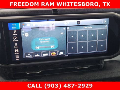 Used 2025 Jeep Wrangler Unlimited Sport AWD/4WD image 11