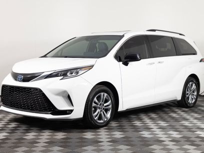 Used 2022 Toyota Sienna XSE