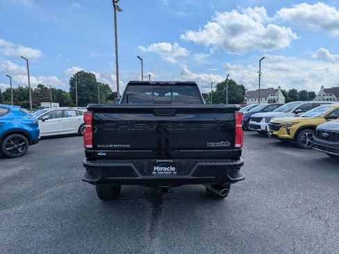 Used 2024 Chevrolet Silverado 2500 High Country w/ Technology Package AWD/4WD image 6