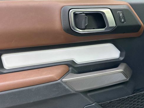 Used 2021 Ford Bronco Outer Banks image 10