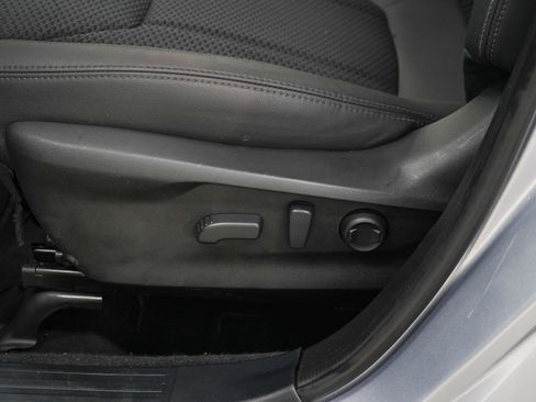 Used 2020 Subaru Forester Premium AWD/4WD image 22