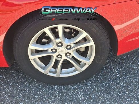 Used 2015 Chevrolet Camaro LT RWD image 9