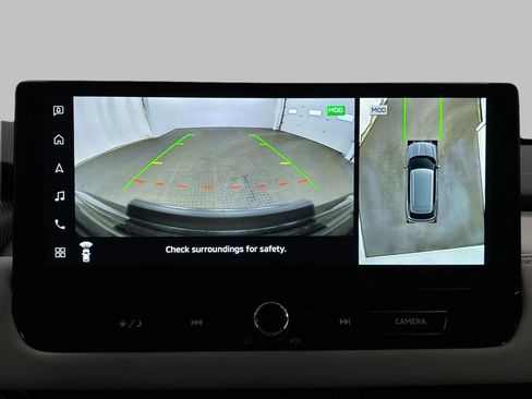 New 2025 Mitsubishi Outlander SE image 25