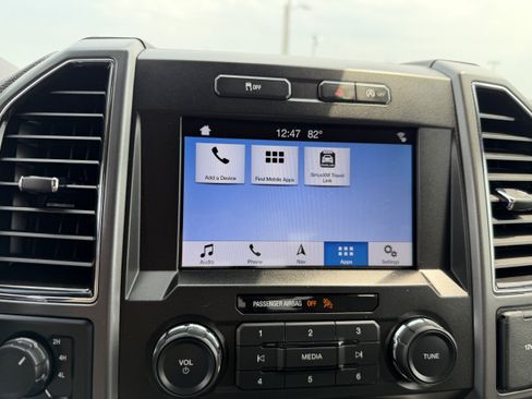 Used 2019 Ford F150 XLT w/ Equipment Group 302A Luxury AWD/4WD image 34