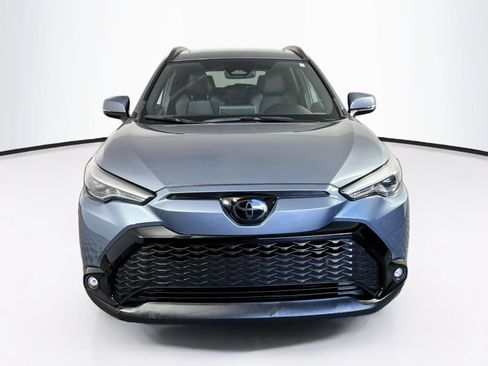 Used 2023 Toyota Corolla Cross AWD Hybrid w/ Convenience Package image 2