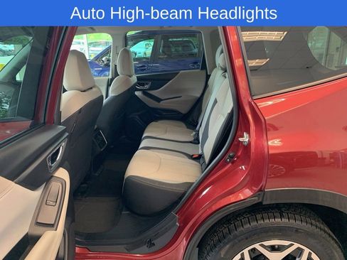 Used 2021 Subaru Forester Premium AWD/4WD image 11