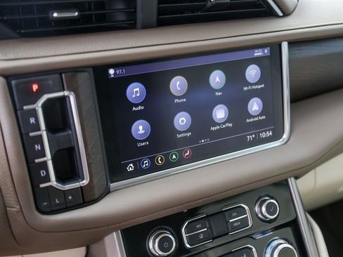 Used 2021 GMC Yukon XL Denali w/ Denali Premium Package image 19