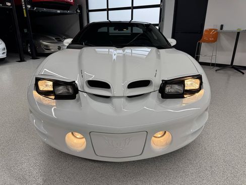 Used 1998 Pontiac Firebird Formula RWD image 24