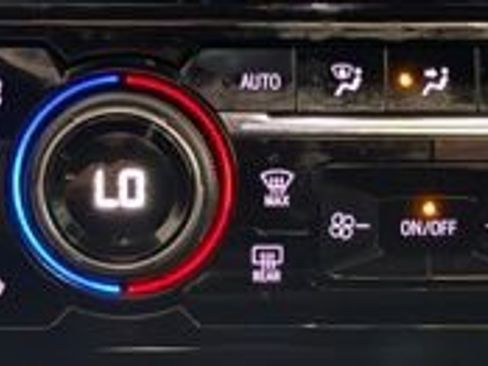 Used 2024 Chevrolet Silverado 2500 LTZ w/ LTZ Plus Package image 36