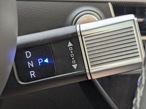 Used 2024 Hyundai Sonata Limited image 11