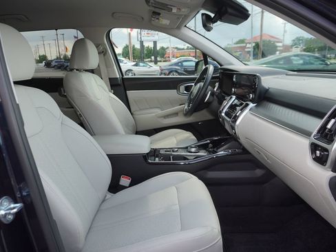 Used 2023 Kia Sorento SX Prestige AWD/4WD image 28