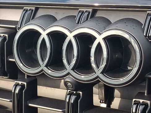 New 2026 Audi Q7 3.0T Premium Plus image 23