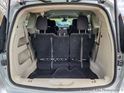 Used 2023 Chrysler Voyager LX FWD image 27
