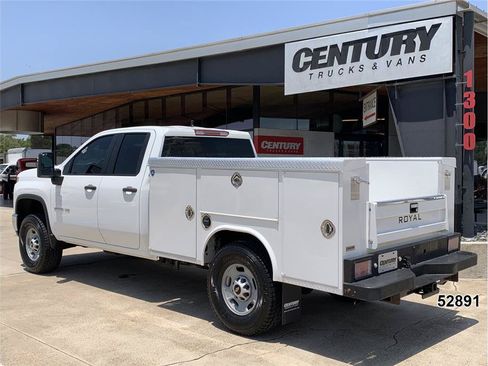 Used 2024 Chevrolet Silverado 2500 W/T w/ WT Convenience Package AWD/4WD image 6