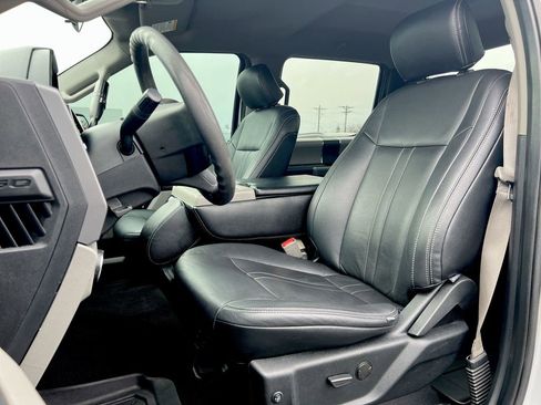 Used 2020 Ford F150 XLT w/ Trailer Tow Package image 16