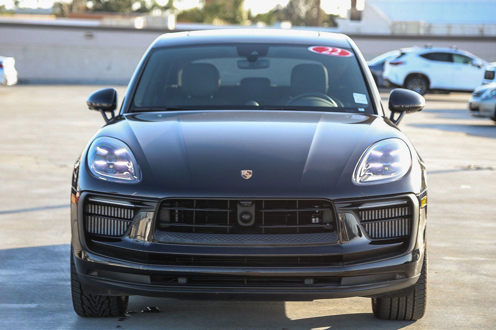 Used 2022 Porsche Macan S AWD/4WD image 2