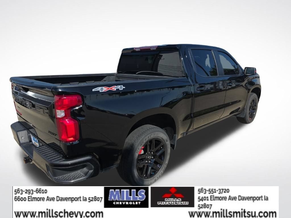 Used 2023 Chevrolet Silverado 1500 RST w/ Redline Edition AWD/4WD image 5