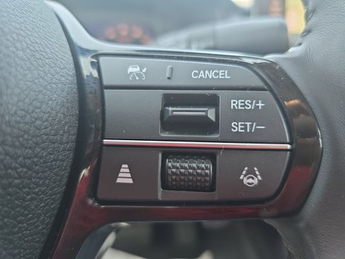 Used 2023 Honda Accord Touring image 17
