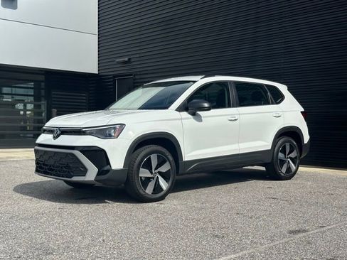 New 2025 Volkswagen Taos S image 1