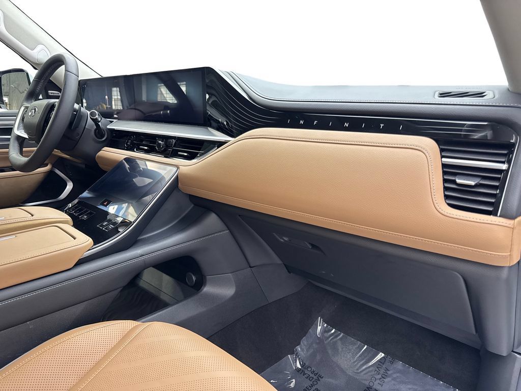Used 2025 INFINITI QX80 Luxe AWD/4WD image 56