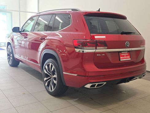 Used 2021 Volkswagen Atlas SEL R-Line AWD/4WD image 4