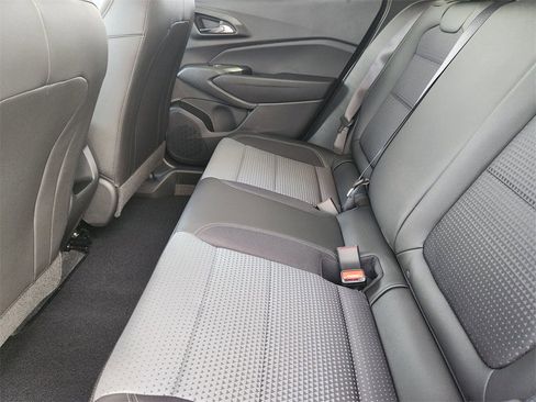 New 2026 Chevrolet Trax LT w/ LT Convenience Package image 19