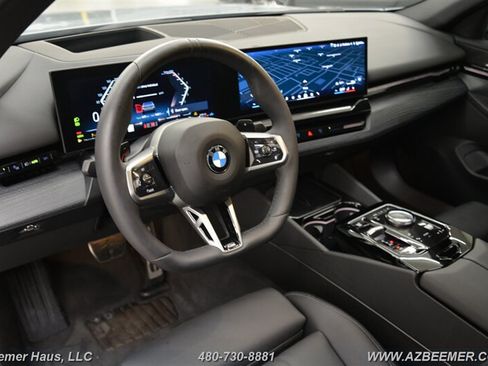 Used 2026 BMW 530i w/ M Sport Package RWD image 17