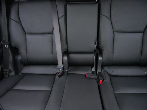 Certified 2025 Toyota 4Runner TRD Off-Road image 13