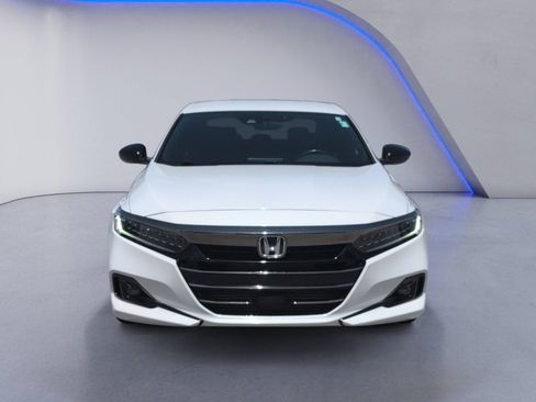 Used 2022 Honda Accord Sport image 7