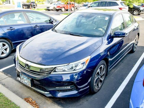 Used 2016 Honda Accord EX image 1