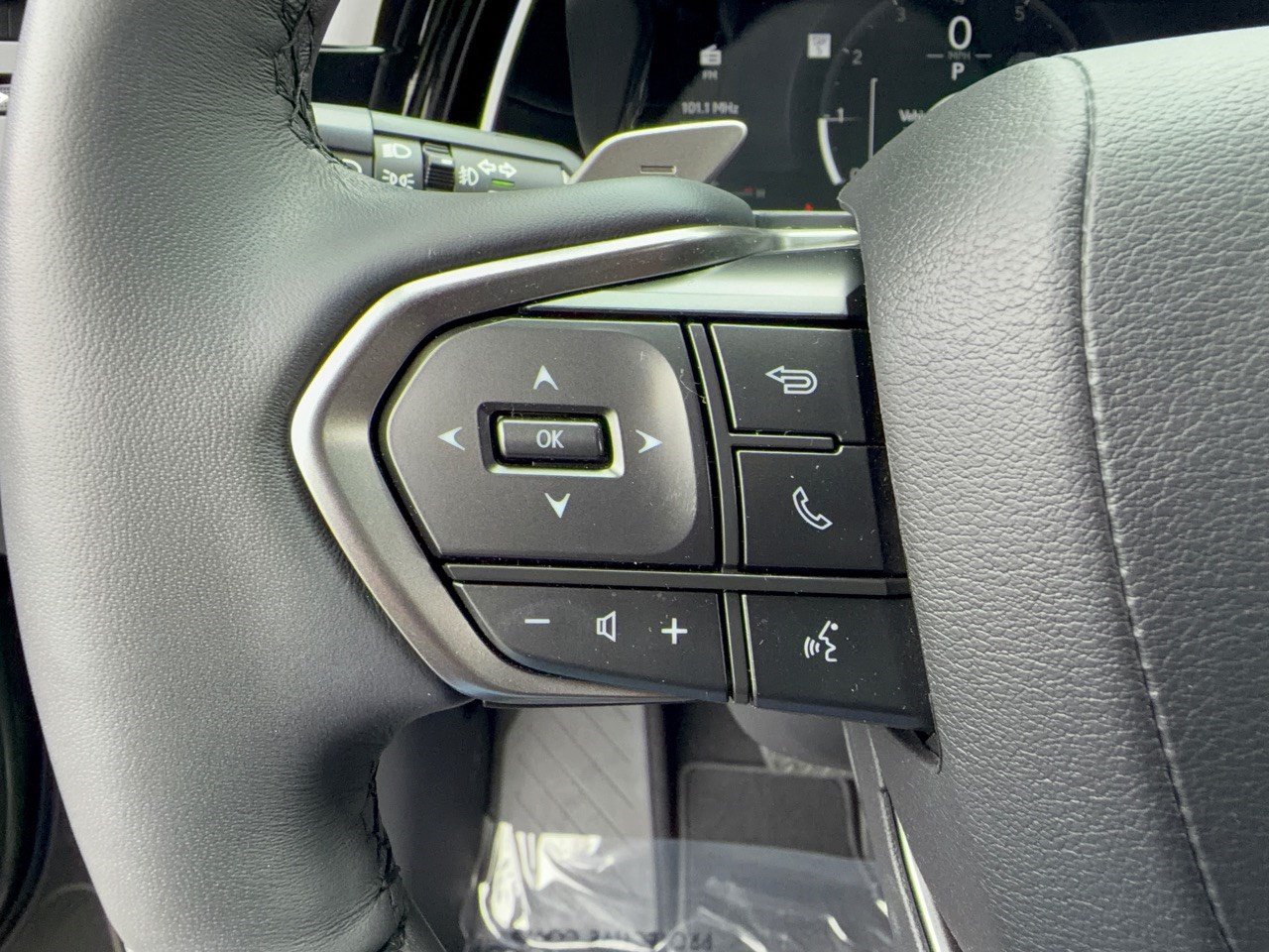 Certified 2025 Lexus RX 350 Premium w/ Convenience Package FWD image 19