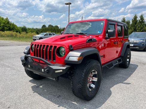 Used 2019 Jeep Wrangler Unlimited Sport AWD/4WD image 7