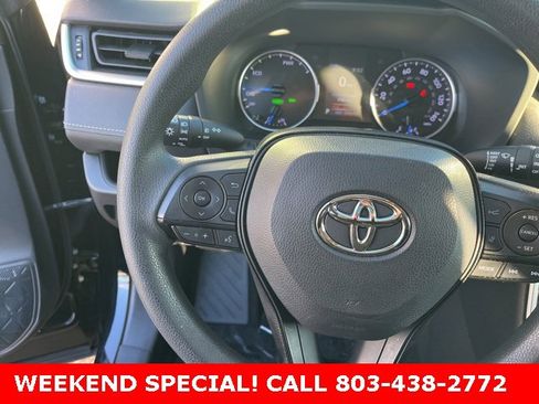 Used 2019 Toyota RAV4 XLE image 19