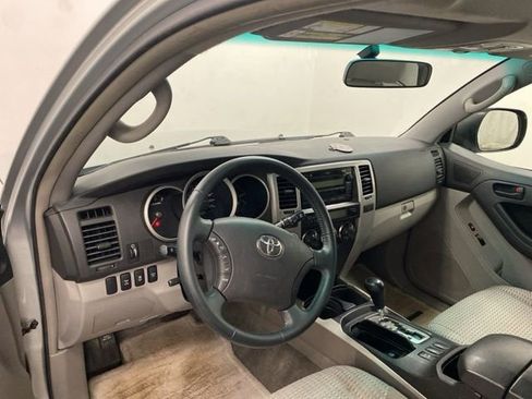 Used 2008 Toyota 4Runner SR5 image 8